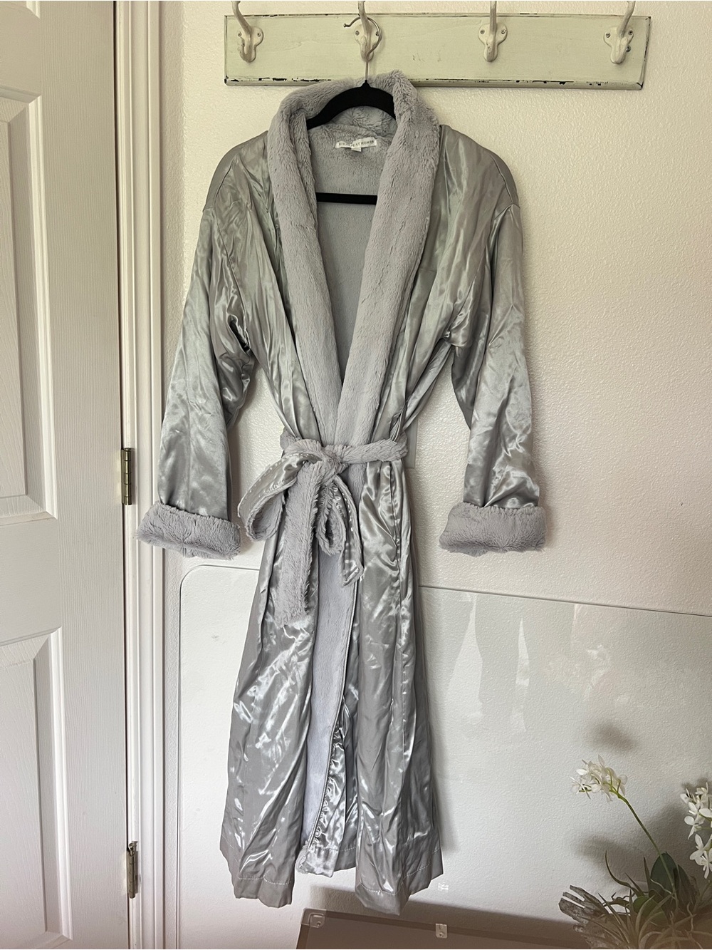 Giraffe at Home Faux Fur and Satin Gray Plush Robe - Size 1